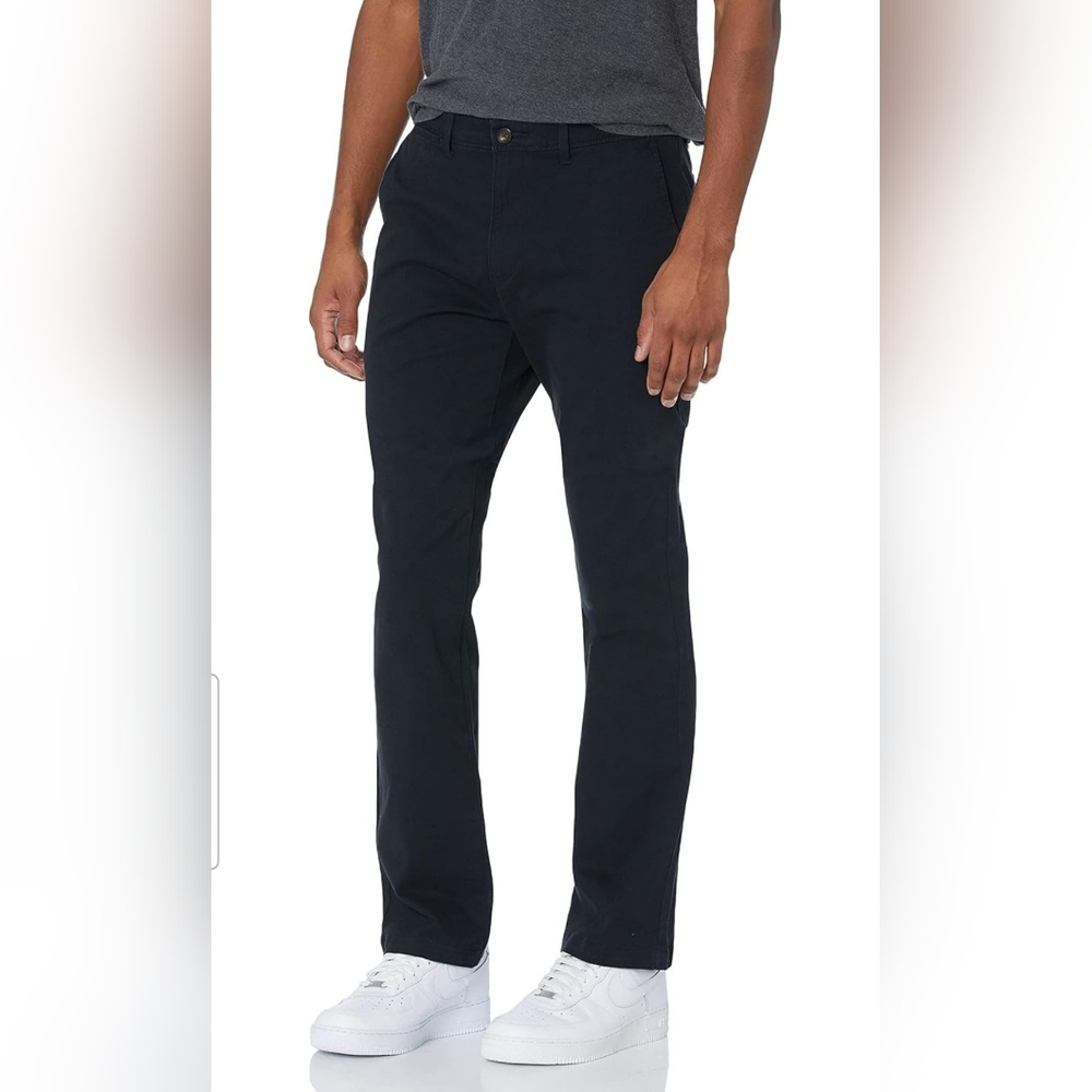 Amazon Essentials Men's Dark Blue Slim Jeans